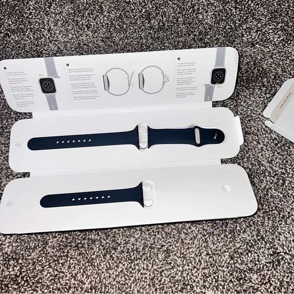 Apple Watch Midnight Sport Band 45mm - Picture 2 of 5